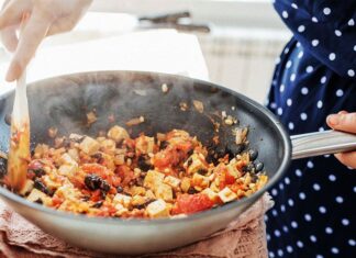 Eating more plant protein may promote healthy aging in women Eating more plant protein may promote healthy aging in women