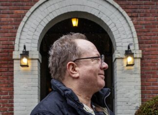 UW program tries unique approach to help older adults with depression UW program tries unique approach to help older adults with depression