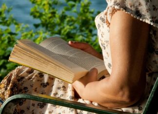 Contentment Linked to Fewer Heart Attacks, Strokes Contentment Linked to Fewer Heart Attacks, Strokes