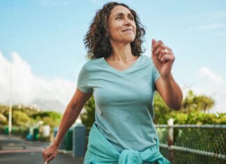 How Your Walking Speed Impacts Heart Health Gray gradient