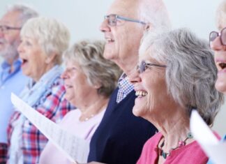 New Study Finds Singing ‘Amazing Grace’ Can Boost Heart Health in Older Adults New Study Finds Singing ‘Amazing Grace’ Can Boost Heart Health in Older Adults