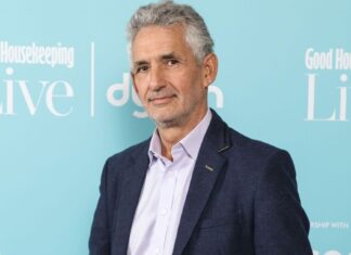 Dr lists breakfast, lunch and dinner superfoods for healthy gut Dr lists breakfast, lunch and dinner superfoods for healthy gut