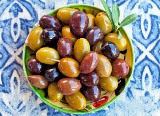 Are Olives Healthy? Dietitians On Their Nutritional Value Are Olives Healthy? Dietitians On Their Nutritional Value