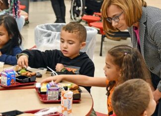 Northwest Elementary gets federal recognition for meal programs Northwest Elementary gets federal recognition for meal programs