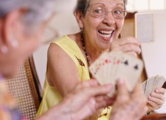 Scientists and students celebrate healthy aging with annual Feast for your Brain Scientists and students celebrate healthy aging with annual Feast for your Brain