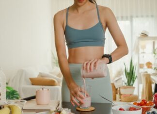 Should teens consume protein supplements? Experts weigh in Should teens consume protein supplements? Experts weigh in