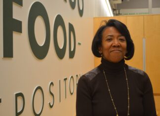 Greater Chicago Food Depository’s Ready-To-Eat Meal Program Delivers Fresh, Healthy Food To Folks In Need Greater Chicago Food Depository's Ready-To-Eat Meal Program Delivers Fresh, Healthy Food To Folks In Need