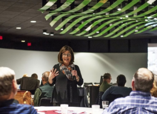 Age Well Dayton provides support for aging professionals who want to keep working Age Well Dayton provides support for aging professionals who want to keep working