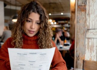 Calorie labels on menus don’t change eating habits, study shows Calorie labels on menus don’t change eating habits, study shows