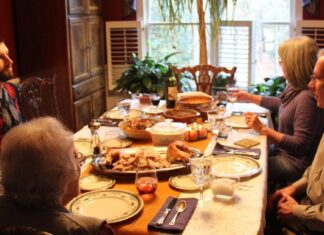 Covering Your Health: Healthy Holiday Eating | Health Covering Your Health: Healthy Holiday Eating | Health