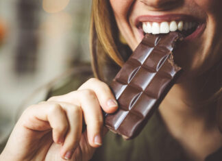 Harvard Study: Eating Dark Chocolate Could Reduce Your Risk of Diabetes by 21% Harvard Study: Eating Dark Chocolate Could Reduce Your Risk of Diabetes by 21%
