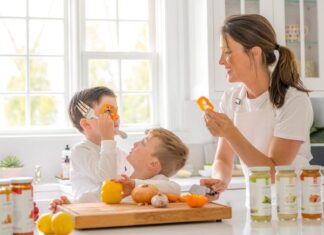 I Feed My Kids Dinner As Soon As They Get Off the Bus I Feed My Kids Dinner As Soon As They Get Off the Bus