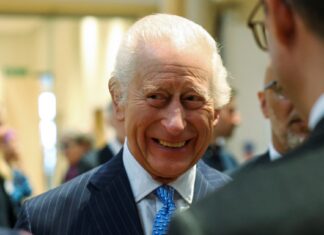 King changes diet to keep cancer at bay – what the evidence says King changes diet to keep cancer at bay – what the evidence says