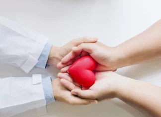 The Risks Of Heart Surgery For Your Older Adults, Minimally Invasive vs Traditional The Risks Of Heart Surgery For Your Older Adults, Minimally Invasive vs Traditional