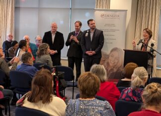 Ways to help those dealing with dementia at work Ways to help those dealing with dementia at work