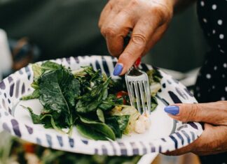 Very low-calorie ketogenic diet may help reverse biological aging Very low-calorie ketogenic diet may help reverse biological aging