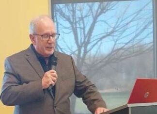 ‘Attitudes Toward Aging’ Continues ‘Timeless Newtown’ Series; Related Events To Follow – The Newtown Bee ‘Attitudes Toward Aging’ Continues ‘Timeless Newtown’ Series; Related Events To Follow – The Newtown Bee