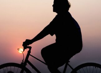 As little as 5 minutes of exercise may keep the brain healthy As little as 5 minutes of exercise may keep the brain healthy