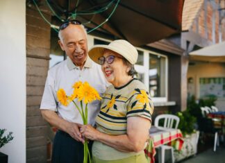 5 Crucial Mental Health Benefits of Social Support Seniors senior mental health