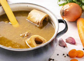 Are Bone Broth’s Bold Claims About Aging, Gut Health, And Weight Loss Backed by Science? : ScienceAlert Are Bone Broth's Bold Claims About Aging, Gut Health, And Weight Loss Backed by Science? : ScienceAlert