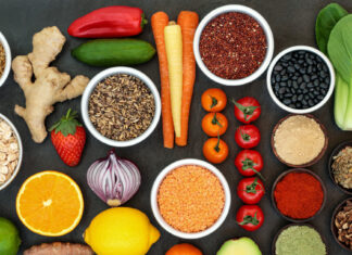 Diets high in good carbs like whole grains, fruit promote health later in life for women, study finds Diets high in good carbs like whole grains, fruit promote health later in life for women, study finds