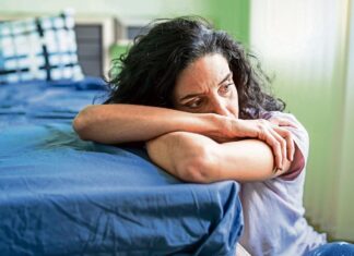 Mental Health Crisis: Senior doctor explains why teens are more depressed, anxious and lonely than ever Mental Health Crisis: Senior doctor explains why teens are more depressed, anxious and lonely than ever