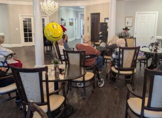 Connection, companionship crucial for seniors' mental health during holidays Connection, companionship crucial for seniors' mental health during holidays