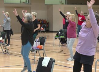 Salem Community Center helps seniors stay motivated and fit through winter Salem Community Center helps seniors stay motivated and fit through winter